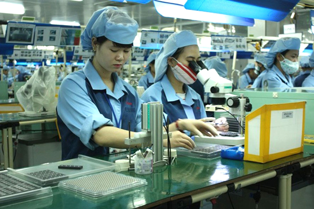 Tổ chức Công đoàn đẩy mạnh giám sát việc điều chỉnh lương tối thiểu vùng Tổ chức Công đoàn đẩy mạnh giám sát việc điều chỉnh lương tối thiểu vùng