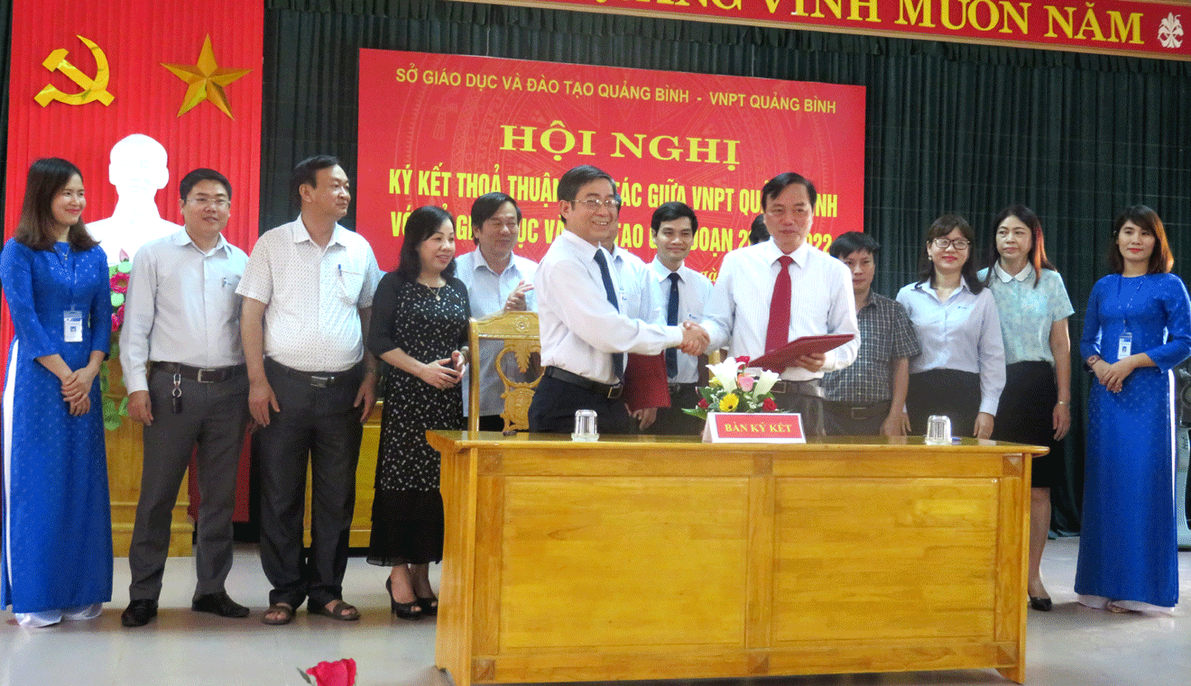 VNPT Quảng Bình ký kết hợp tác với Sở Giáo dục và đào tạo Quảng Bình giai đoạn 2017-2022 VNPT Quảng Bình ký kết hợp tác với Sở Giáo dục và đào tạo Quảng Bình giai đoạn 2017-2022