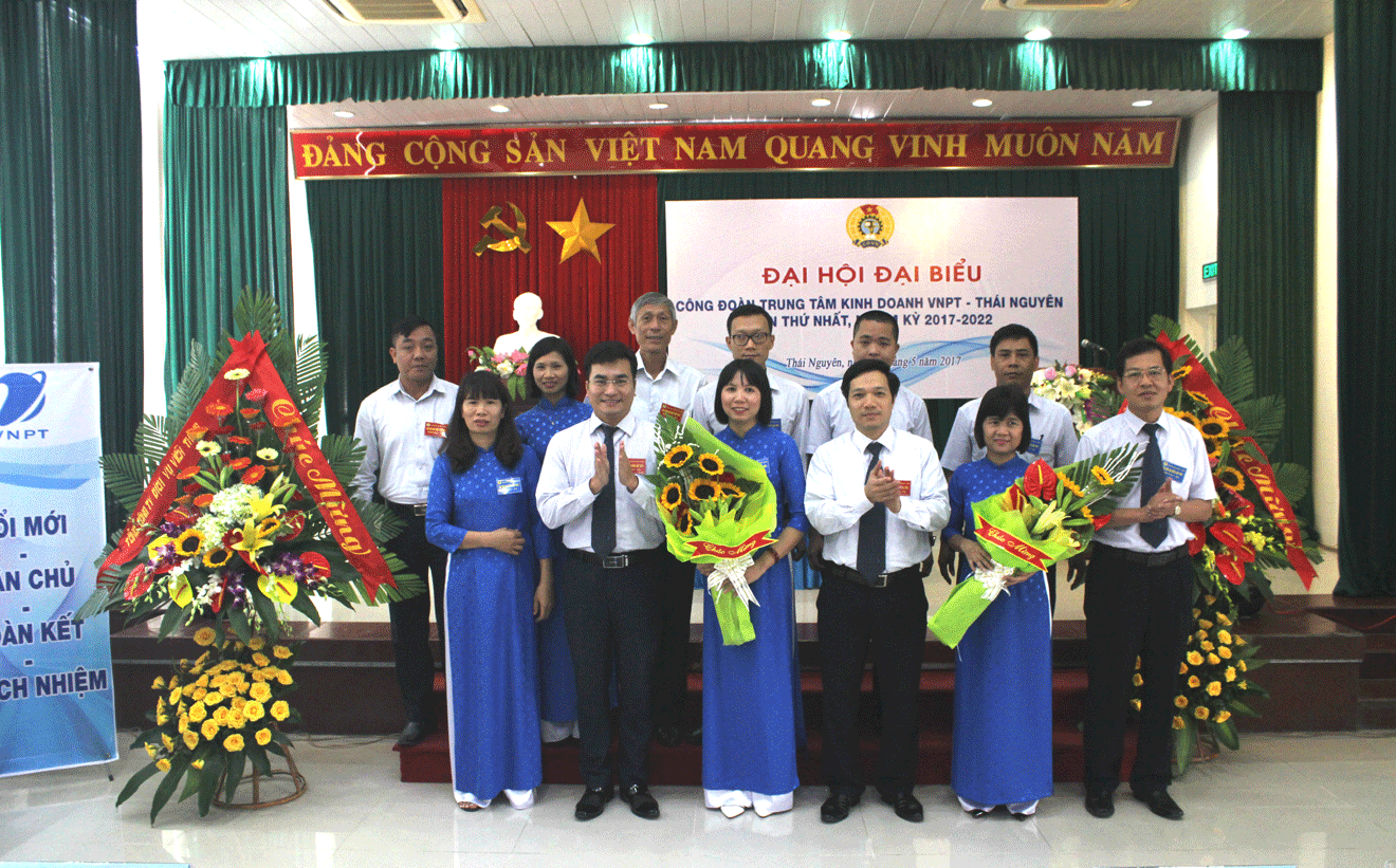 Công đoàn Trung tâm kinh doanh VNPT-Thái Nguyên tổ chức thành công Đại hội lần thứ I, nhiệm kỳ 2017 - 2022 Công đoàn Trung tâm kinh doanh VNPT-Thái Nguyên tổ chức thành công Đại hội lần thứ I, nhiệm kỳ 2017 - 2022