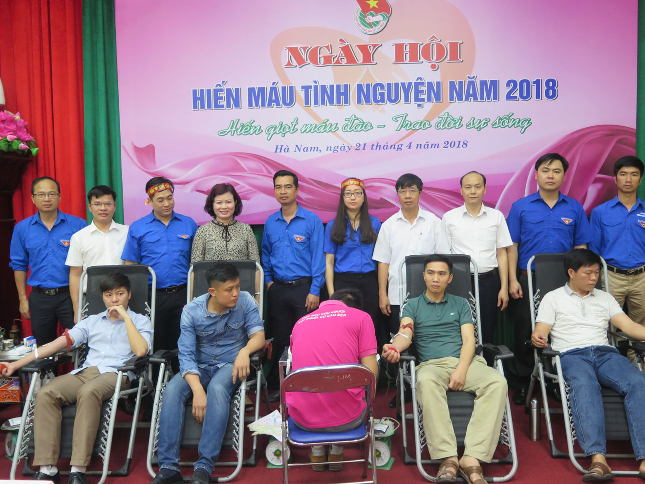 Đoàn viên VNPT địa bàn Hà Nam tích cực tham gia “Ngày hội hiến máu tình nguyện năm 2018” Đoàn viên VNPT địa bàn Hà Nam tích cực tham gia “Ngày hội hiến máu tình nguyện năm 2018”
