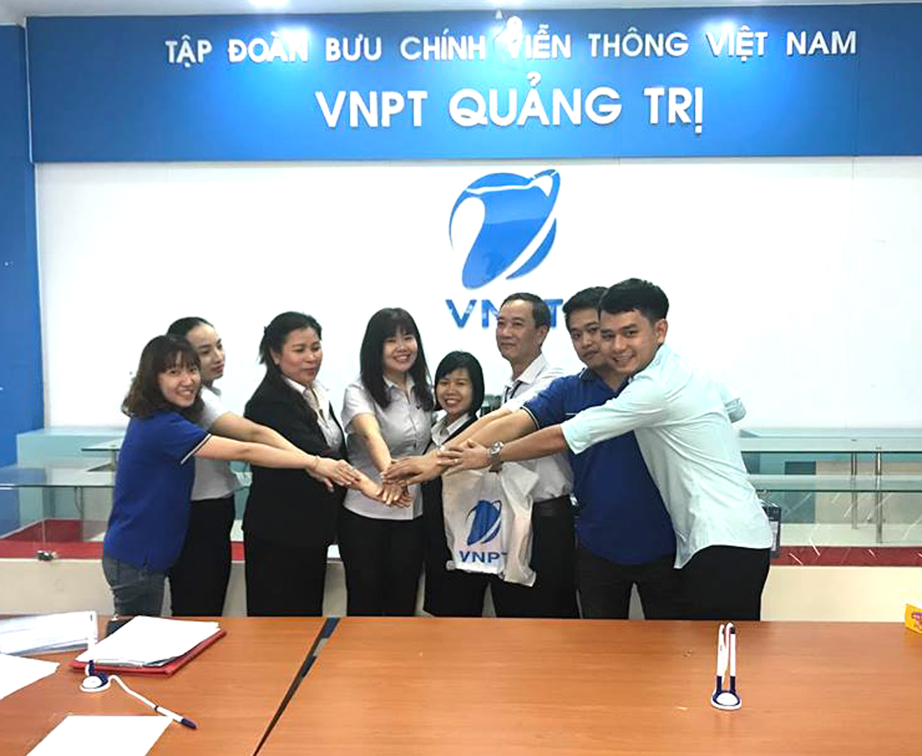 CBCNV VNPT Quảng Trị đồng lòng, quyết tâm ra quân hoàn thiện thông tin thuê bao trả trước theo NĐ 49/2017/NĐ-CP CBCNV VNPT Quảng Trị đồng lòng, quyết tâm ra quân hoàn thiện thông tin thuê bao trả trước theo NĐ 49/2017/NĐ-CP