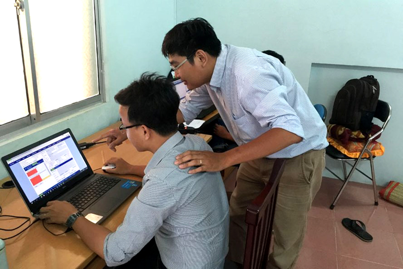 Lê Đặng Đăng Khoa - Kỹ sư trẻ với những sáng kiến làm lợi hàng tỉ đồng Lê Đặng Đăng Khoa - Kỹ sư trẻ với những sáng kiến làm lợi hàng tỉ đồng