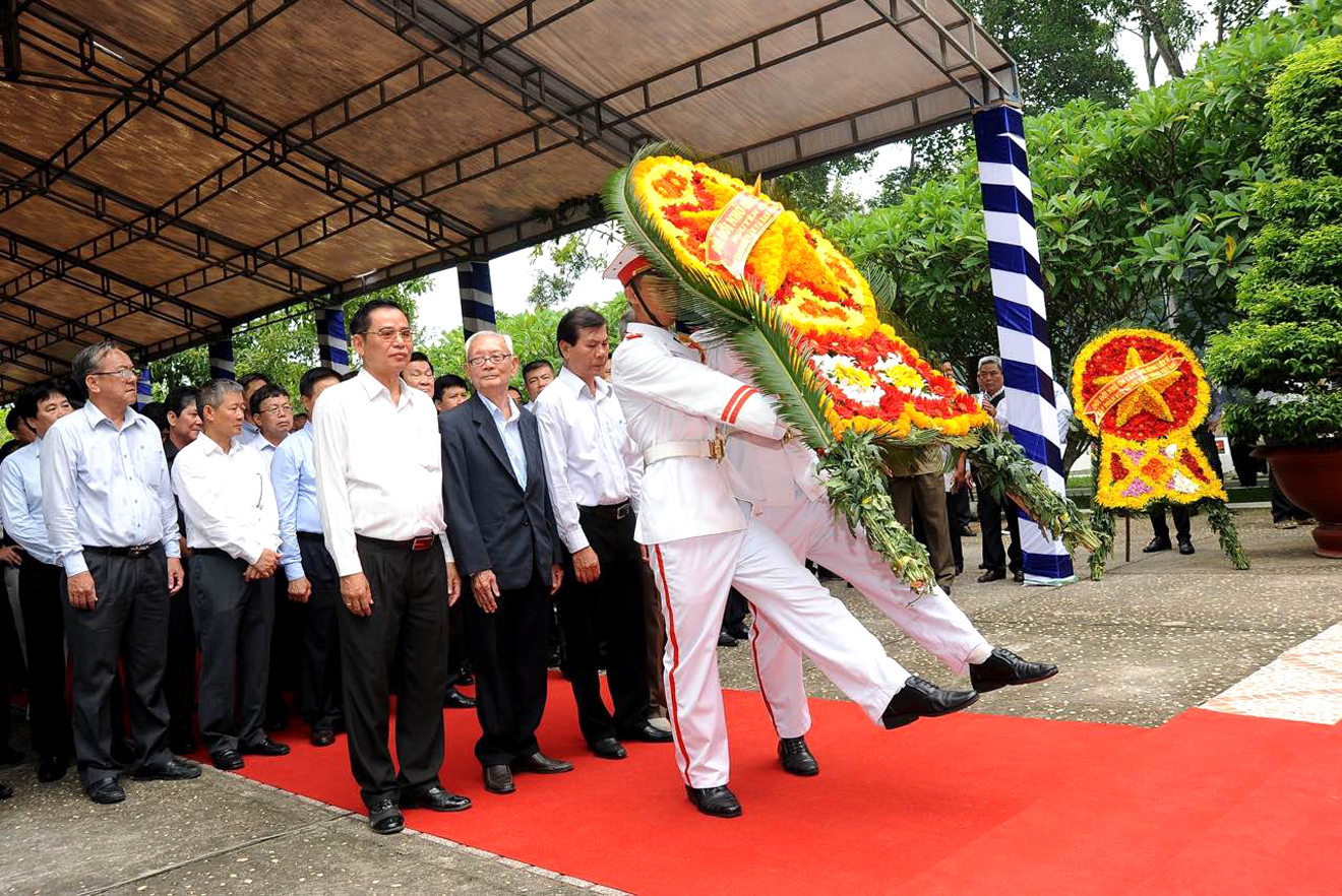 VNPT thành phố Hồ Chí Minh long trọng tổ chức Lễ mít tinh nhân kỷ niệm Ngày Thương binh - Liệt sĩ 27-7 và họp mặt truyền thống VNPT thành phố Hồ Chí Minh long trọng tổ chức Lễ mít tinh nhân kỷ niệm Ngày Thương binh - Liệt sĩ 27-7 và họp mặt truyền thống