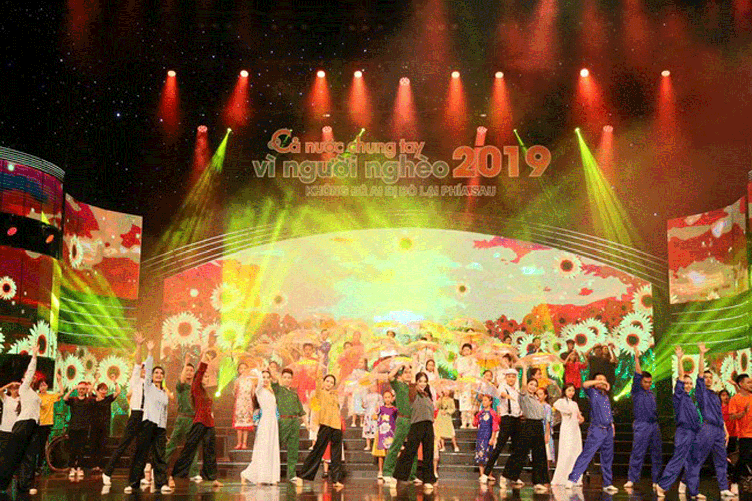 Tập đoàn Bưu chính Viễn thông Việt Nam tiếp tục chung tay vì người nghèo năm 2019. Tập đoàn Bưu chính Viễn thông Việt Nam tiếp tục chung tay vì người nghèo năm 2019.