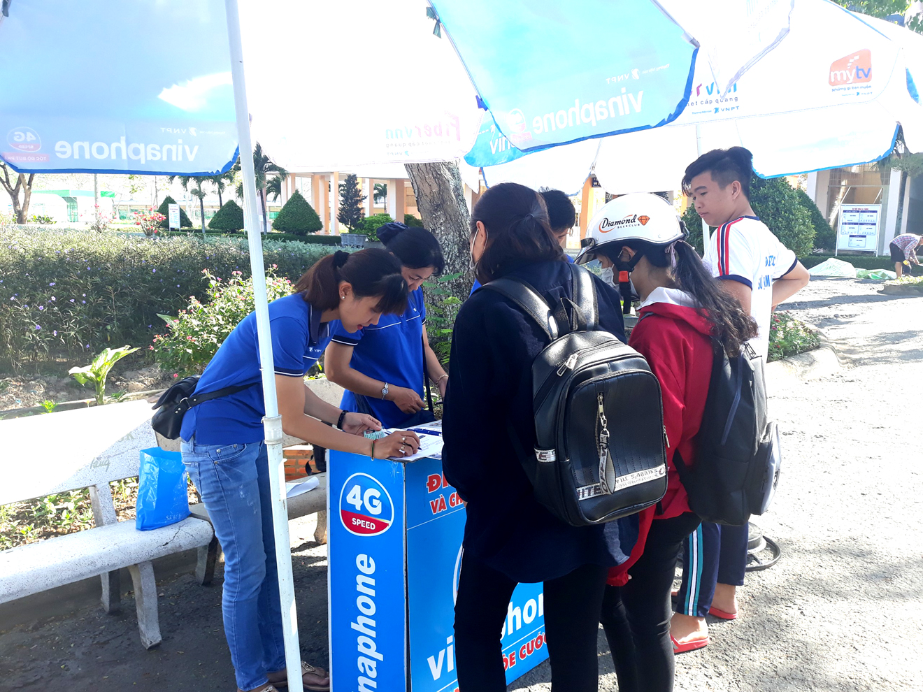 Vinaphone mang ưu đãi dành cho Sinh viên Trường ĐH Sư phạm Kỹ thuật Vĩnh Long – Chào Xuân Kỷ Hợi năm 2019 Vinaphone mang ưu đãi dành cho Sinh viên Trường ĐH Sư phạm Kỹ thuật Vĩnh Long – Chào Xuân Kỷ Hợi năm 2019