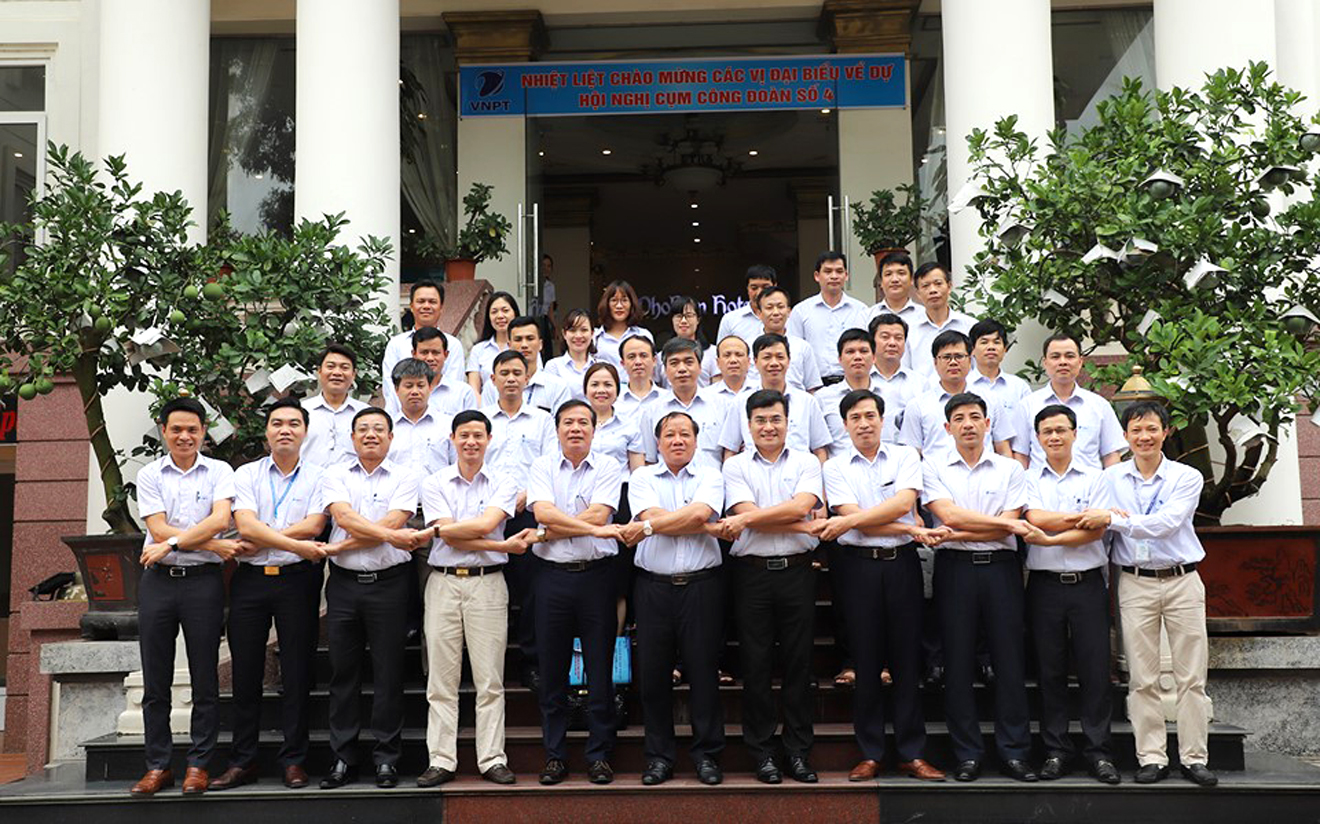 Cụm Công đoàn số 4 “Gắn kết cùng phát triển” Cụm Công đoàn số 4 “Gắn kết cùng phát triển”