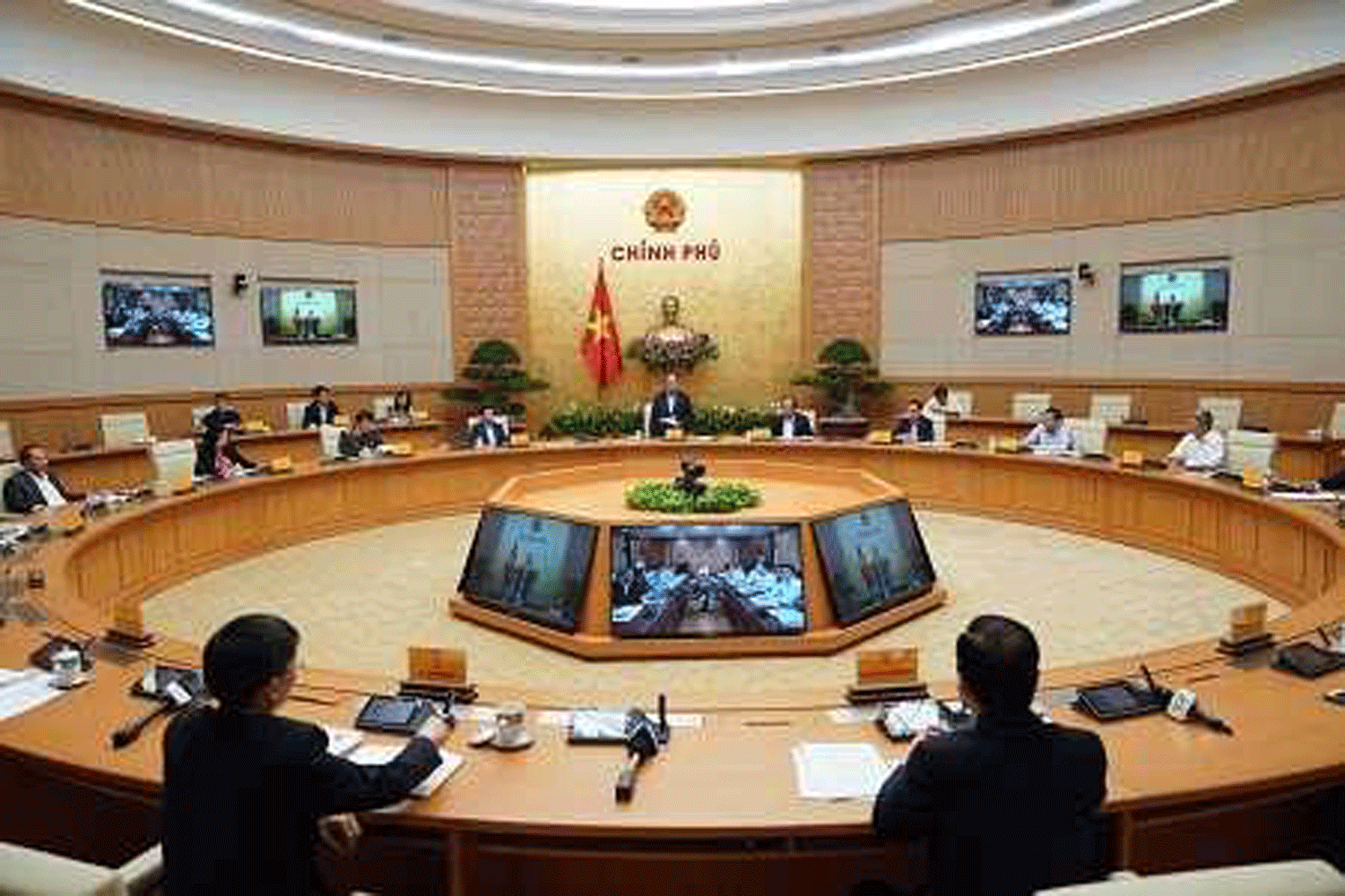 “Lớp trẻ làm được như thế này thật tốt quá!!” “Lớp trẻ làm được như thế này thật tốt quá!!”