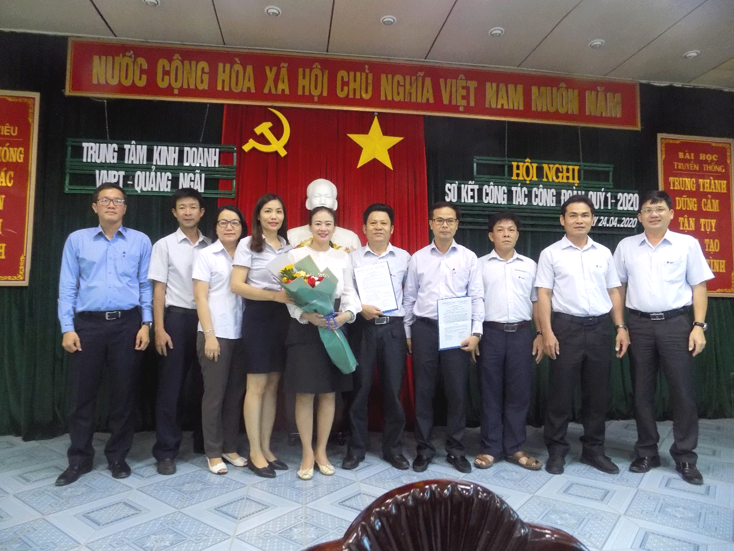 Công đoàn Trung tâm kinh doanh VNPT-Quảng Ngãi triển khai công tác quý 2 năm 2020. Công đoàn Trung tâm kinh doanh VNPT-Quảng Ngãi triển khai công tác quý 2 năm 2020.
