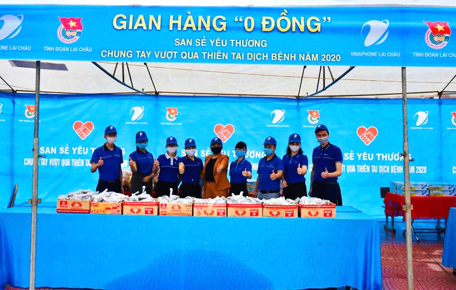 San sẻ yêu thương – Chung tay vượt qua thiên tai dịch bệnh. San sẻ yêu thương – Chung tay vượt qua thiên tai dịch bệnh.