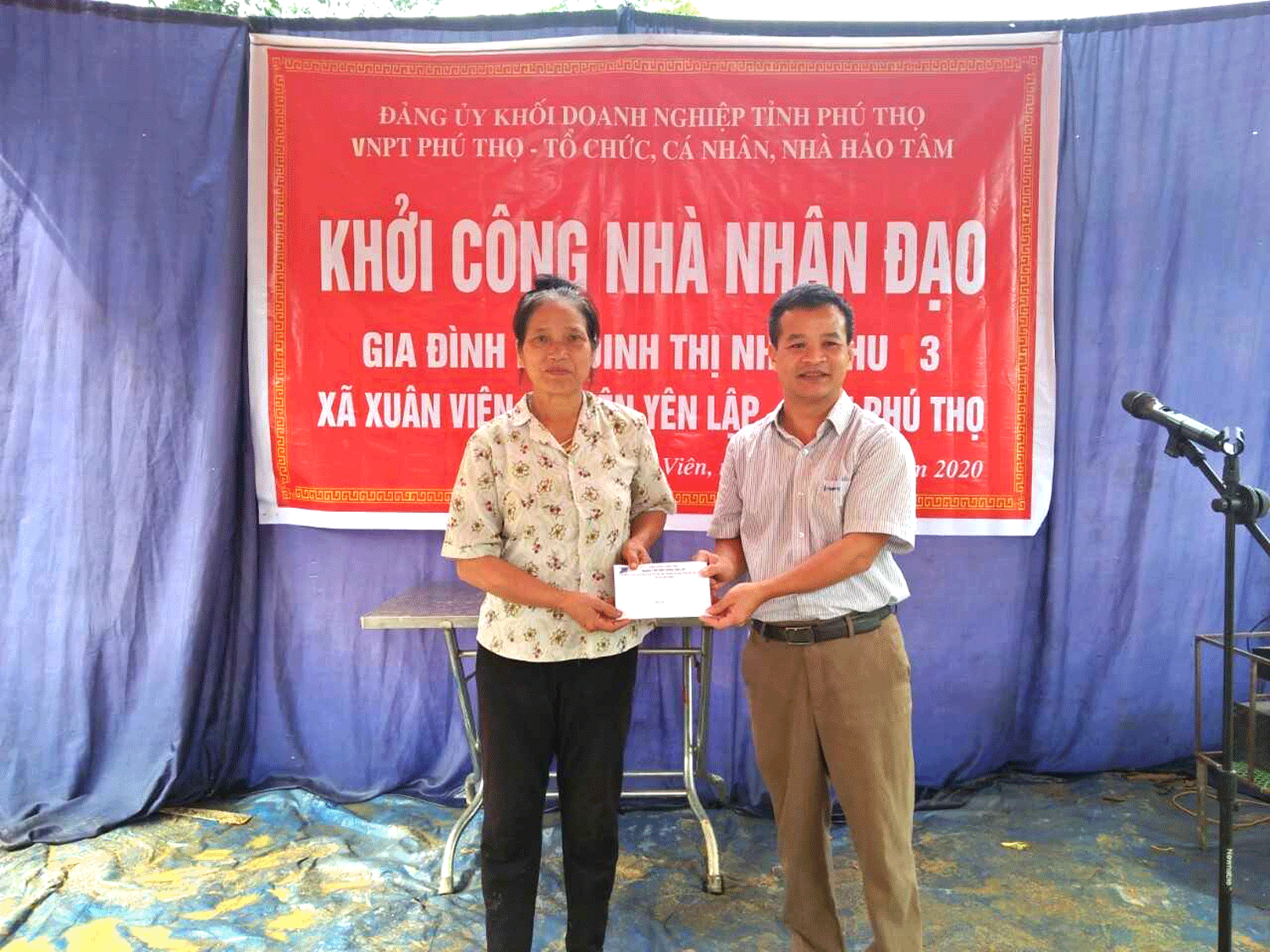 VNPT Phú Thọ hỗ trợ xây “Nhà Nhân đạo”. VNPT Phú Thọ hỗ trợ xây “Nhà Nhân đạo”.