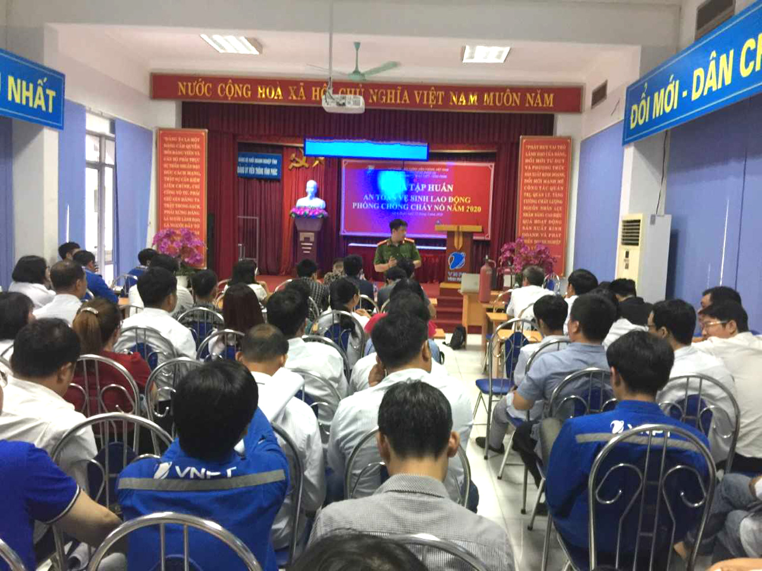 VNPT địa bàn Vĩnh Phúc tổ chức khóa huấn luyện ATVSLĐ-PCCN năm 2020 VNPT địa bàn Vĩnh Phúc tổ chức khóa huấn luyện ATVSLĐ-PCCN năm 2020