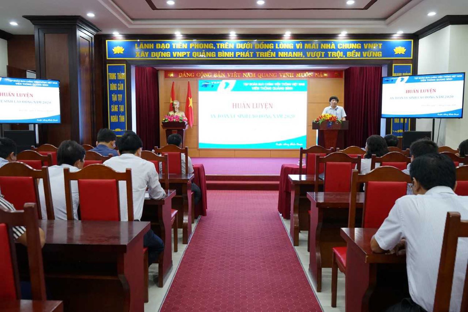 Viễn thông Quảng Bình triển khai các hoạt động trong Tháng hành động ATVSLĐ năm 2020. Viễn thông Quảng Bình triển khai các hoạt động trong Tháng hành động ATVSLĐ năm 2020.