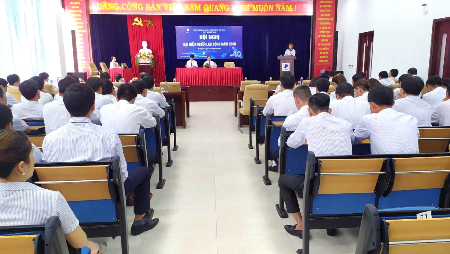 VNPT Quảng Nam: Tổ chức Hội nghị đại biểu người lao động 2020 với nhiều chỉ tiêu tích cực. VNPT Quảng Nam: Tổ chức Hội nghị đại biểu người lao động 2020 với nhiều chỉ tiêu tích cực.