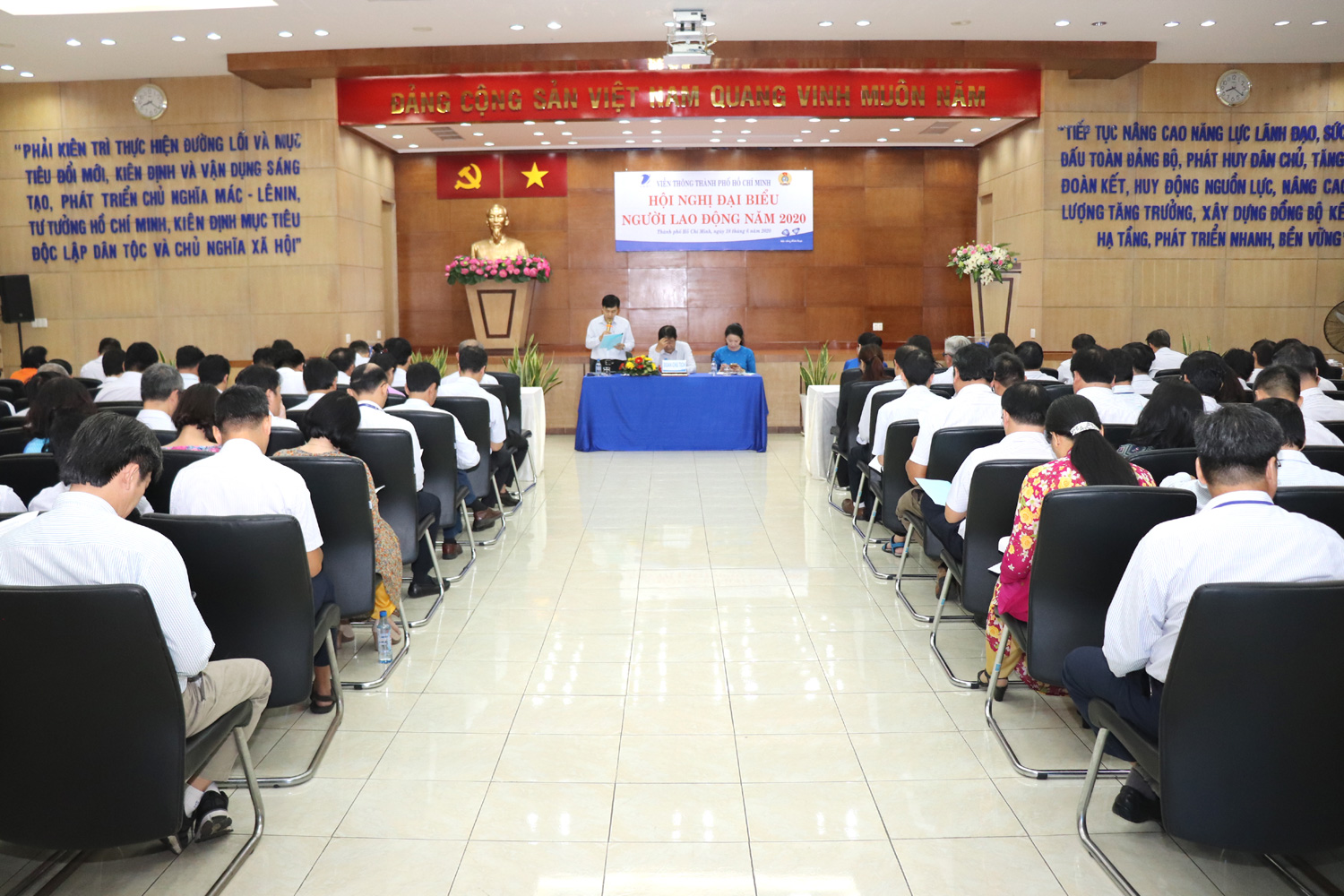 VNPT Thành phố Hồ Chí Minh tổ chức Hội nghị Người lao động năm 2020. VNPT Thành phố Hồ Chí Minh tổ chức Hội nghị Người lao động năm 2020.